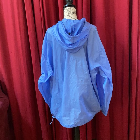 XL North Carolina light weight wind breaker - Picture 3 of 5